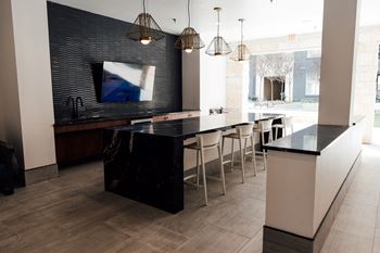 Aura Thirty2 New Apartments in Austin, Texas Covered Outdoor Patio